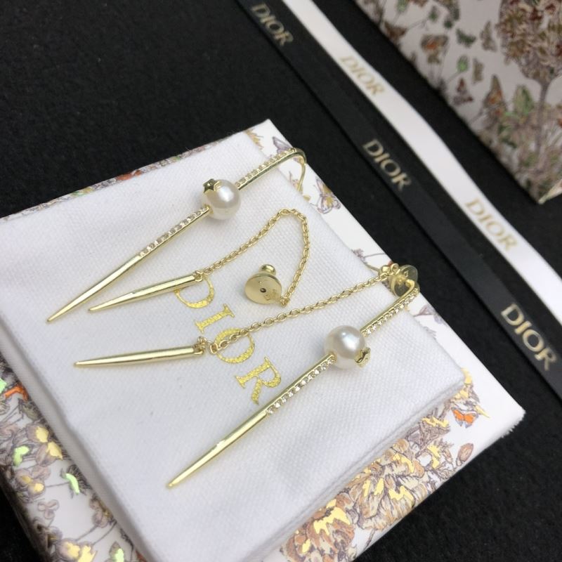 chr1st1an D10r earrings